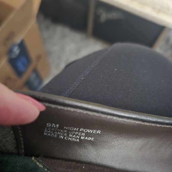 Aerosoles pumps with kitten heel Sz 9 - Picture 4 of 4